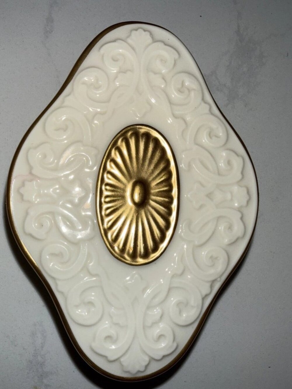 Lenox Windsor Collection Oblong Carved Trinket Box guilded w/ 24kt gold detail